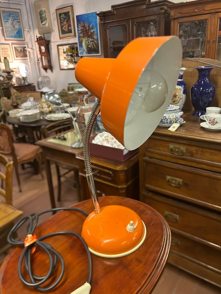 Lampada anni '70 arancione